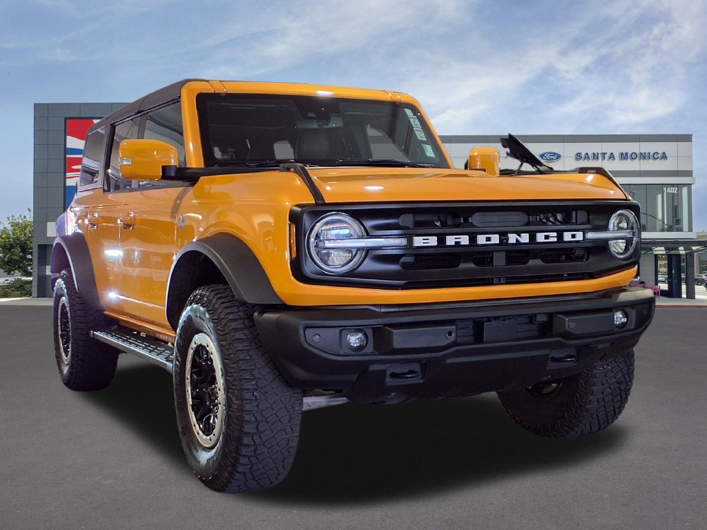 Certified 2022 Ford Bronco Outer Banks w/ Sasquatch Package AWD/4WD image 31