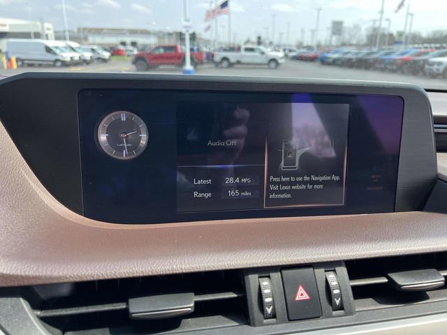 Used 2021 Lexus ES 350 Luxury w/ Accessory Package image 18