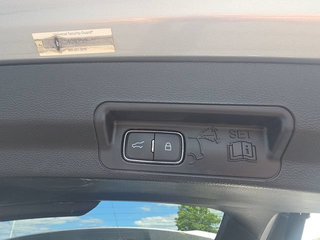 Certified 2023 Ford Explorer XLT AWD/4WD image 23