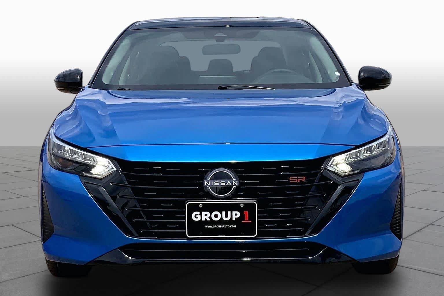 Used 2025 Nissan Sentra SR w/ Midnight Edition FWD image 4