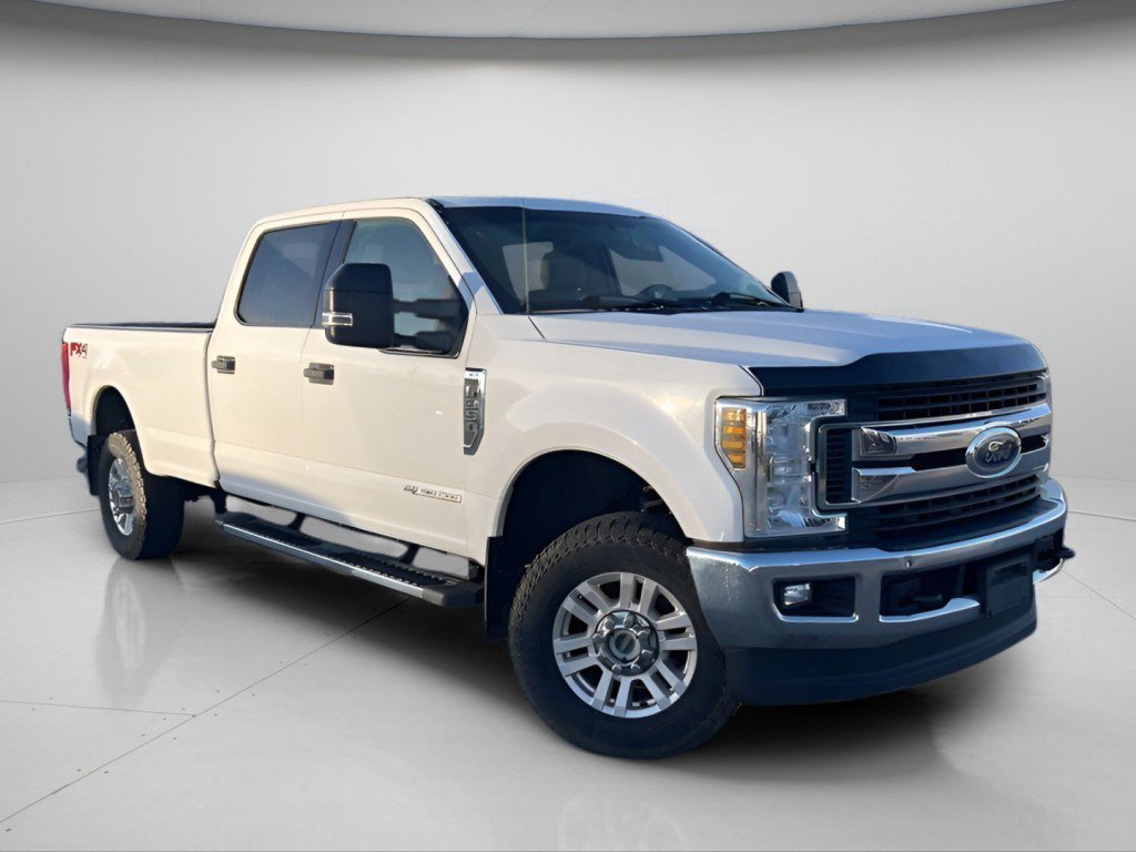 Certified 2019 Ford F350 XLT w/ XLT Value Package image 2