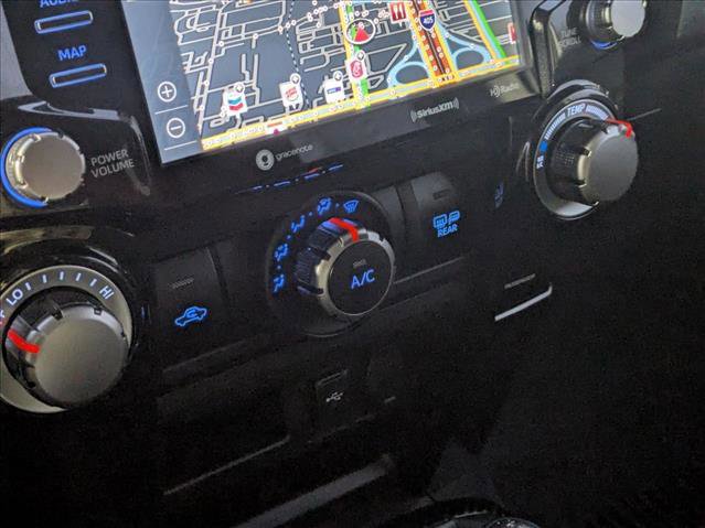 Used 2022 Toyota 4Runner TRD Off-Road image 16