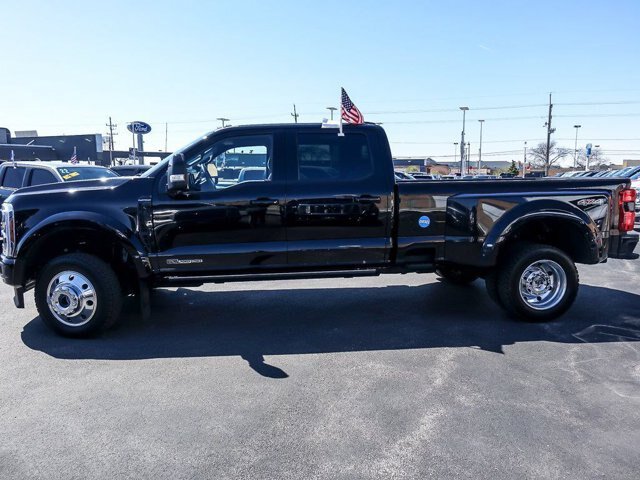 Certified 2025 Ford F450 Platinum AWD/4WD image 6