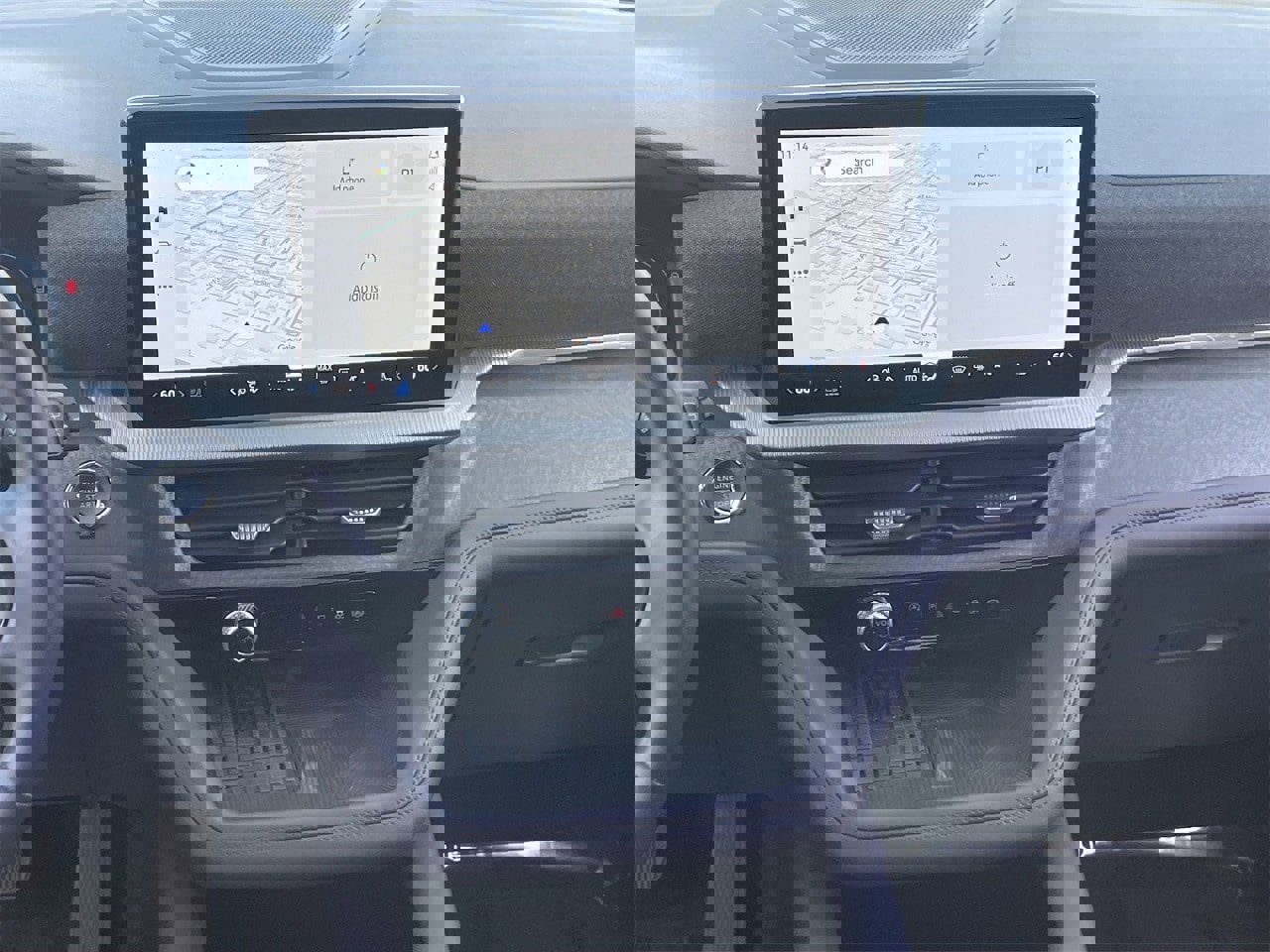 Certified 2025 Ford Explorer Platinum w/ Ultimate Package image 16