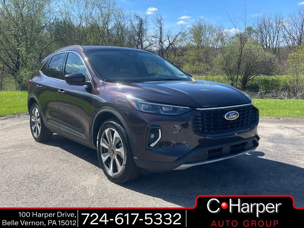 Certified 2023 Ford Escape Platinum w/ Premium Technology Package AWD/4WD image 1