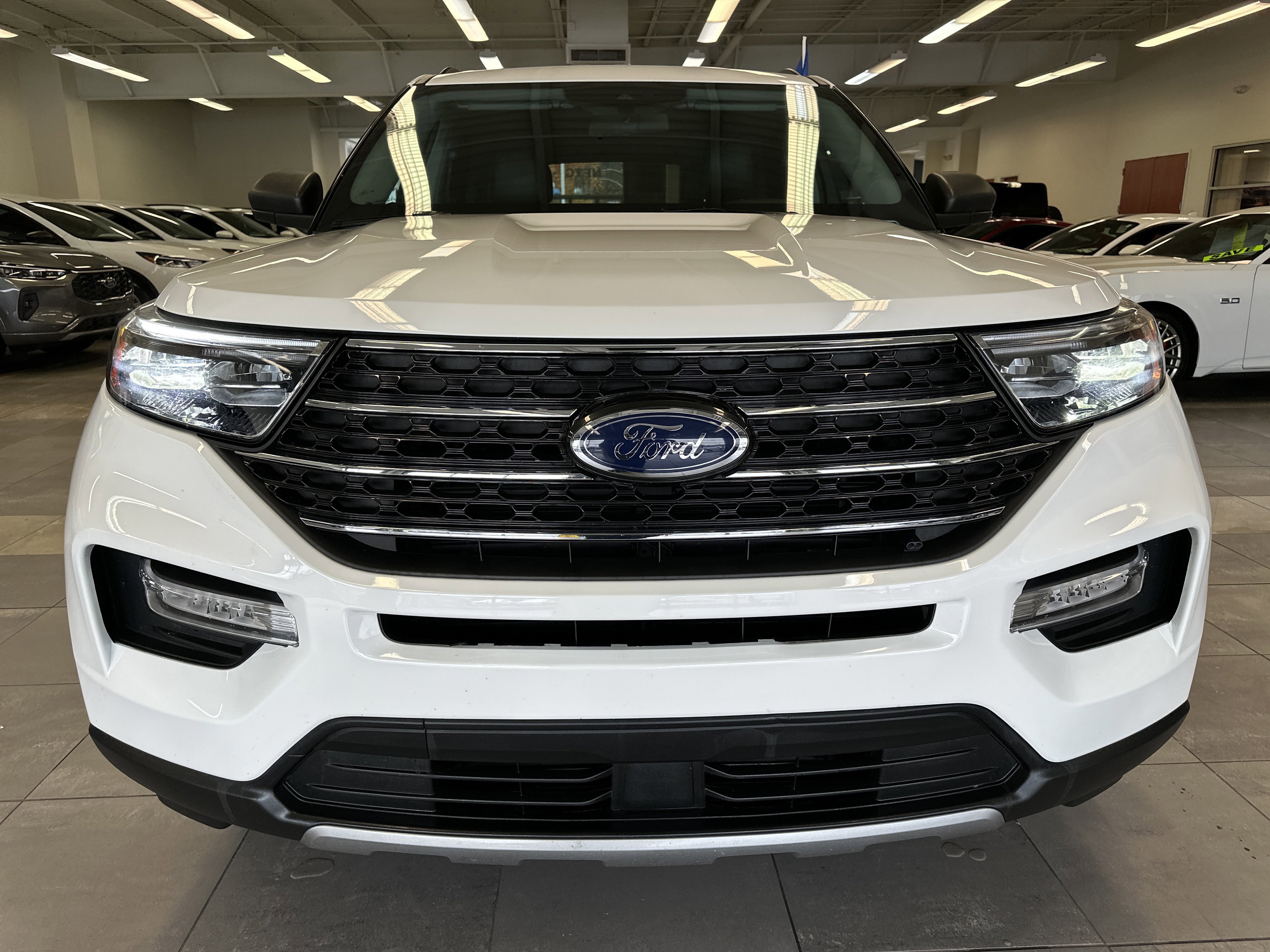 Certified 2022 Ford Explorer XLT w/ Equipment Group 202A image 9