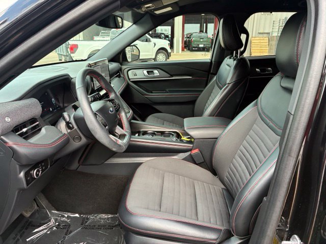 Certified 2025 Ford Explorer ST-Line w/ Premium Package AWD/4WD image 7