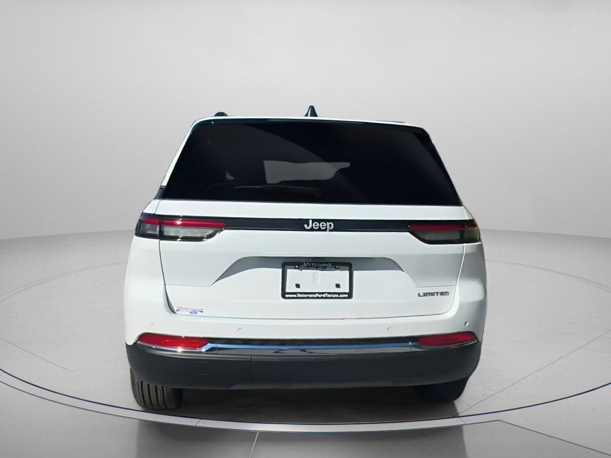 Used 2025 Jeep Grand Cherokee Limited w/ Trailer Tow Package image 16