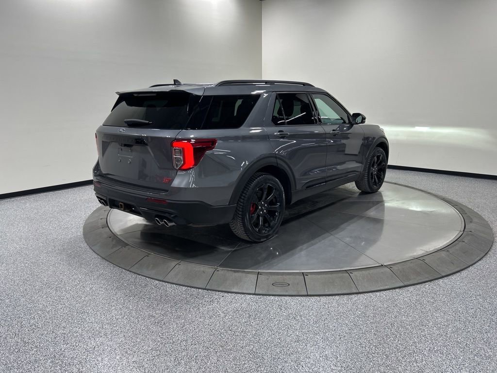Certified 2021 Ford Explorer ST w/ Equipment Group 401A image 7