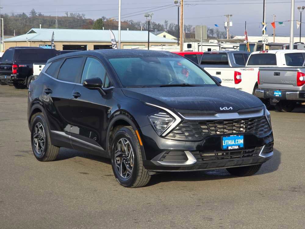 Used 2024 Kia Sportage LX image 7