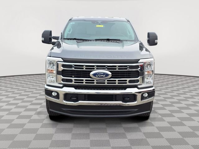 Certified 2025 Ford F250 XLT AWD/4WD image 16