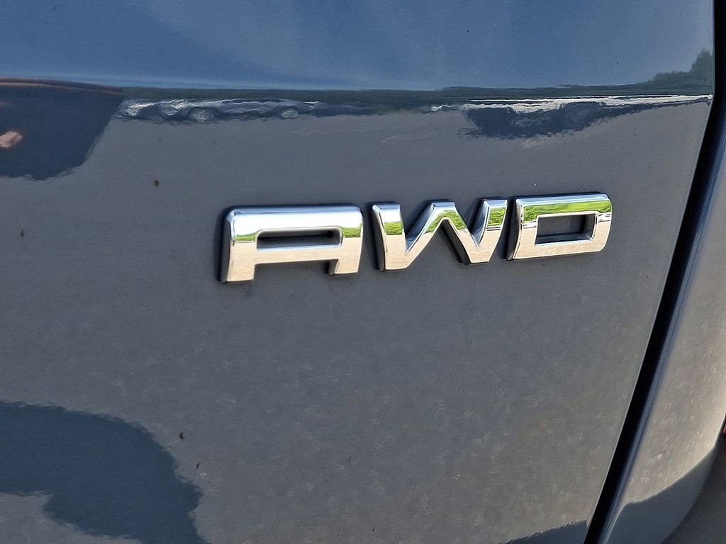 Certified 2025 Ford Escape ST-Line Select AWD/4WD image 30