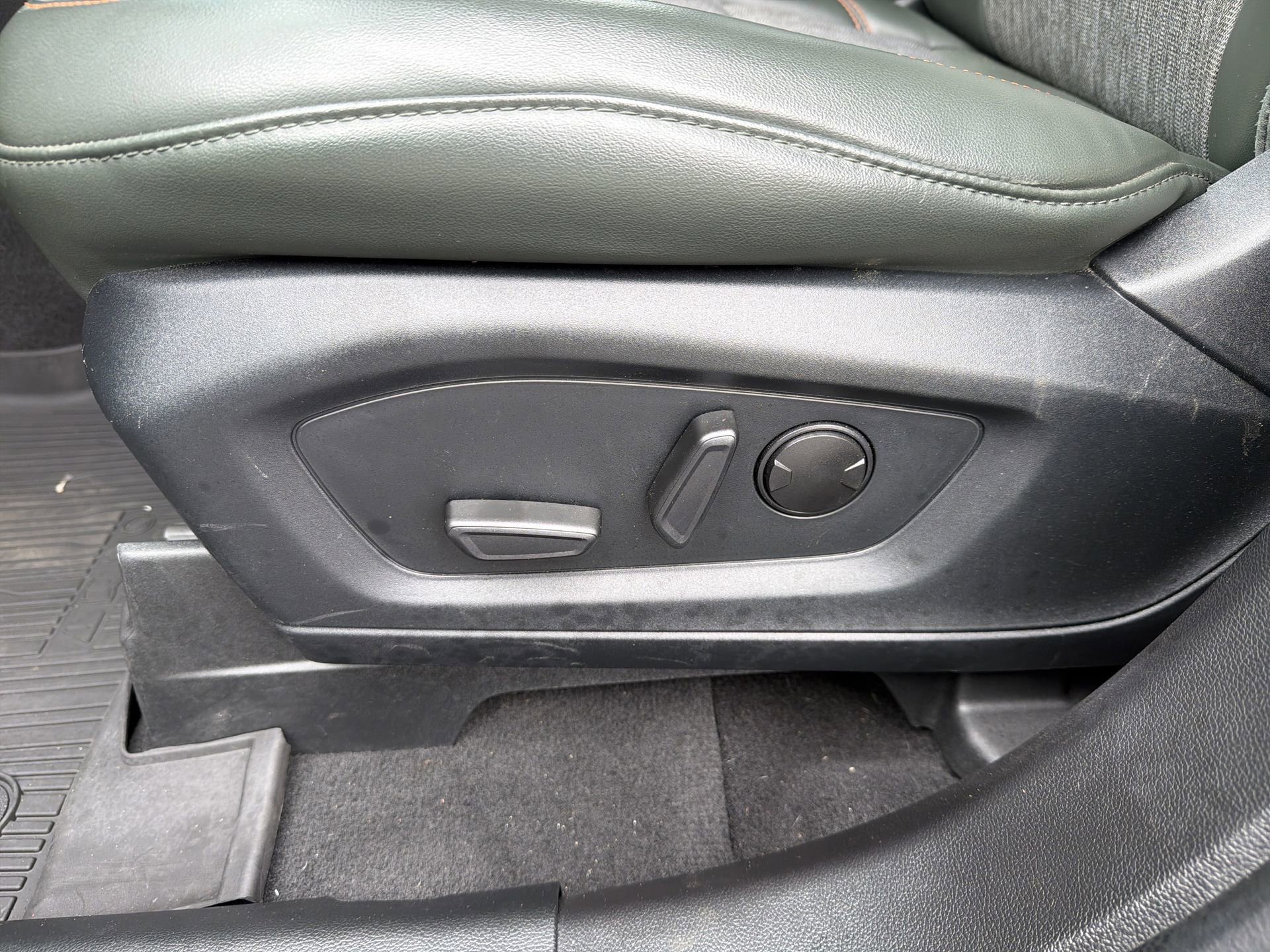 Certified 2023 Ford Explorer Timberline w/ Timberline Technology Package AWD/4WD image 22