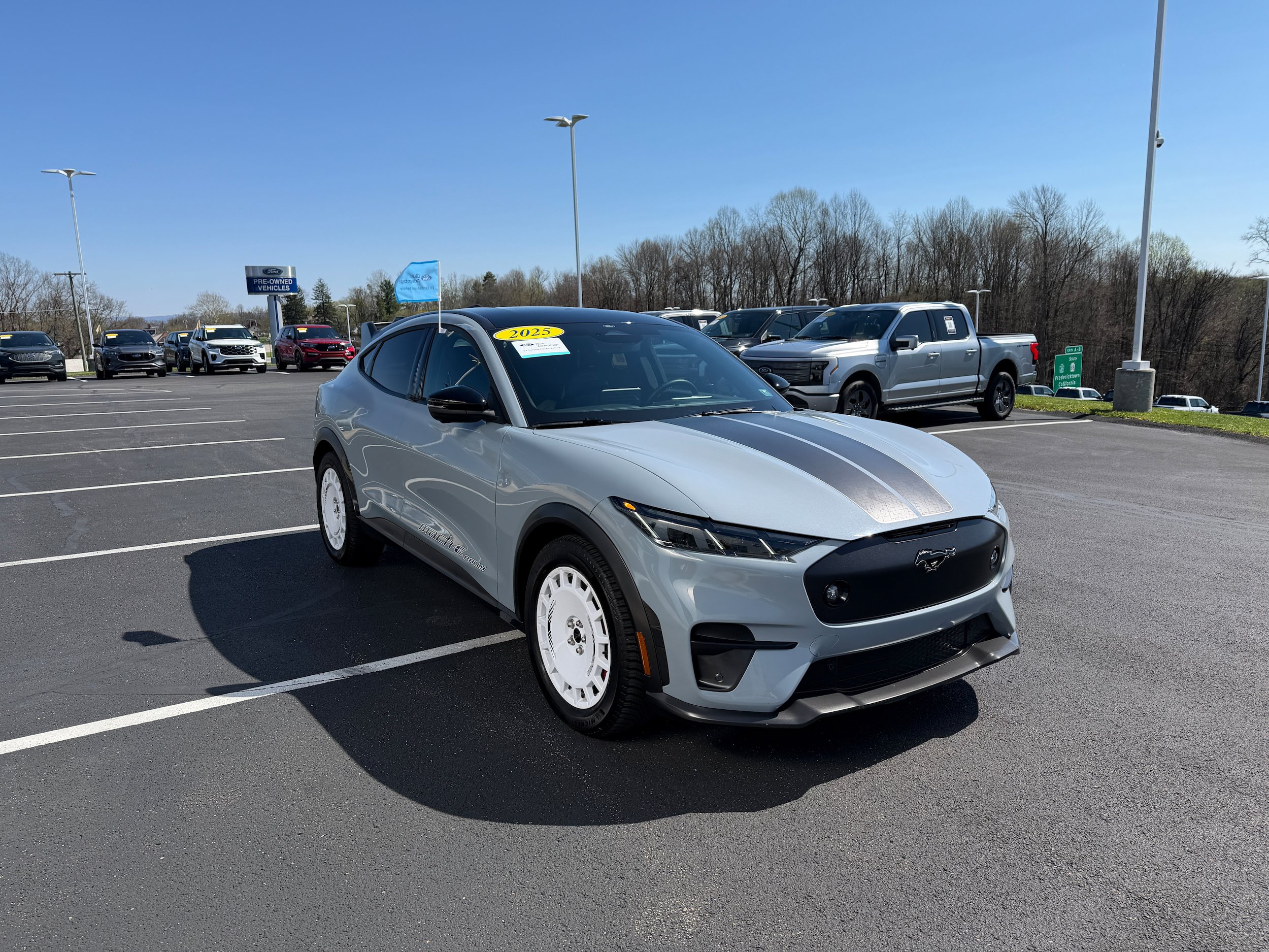 Certified 2025 Ford Mustang Mach-E GT AWD/4WD image 3