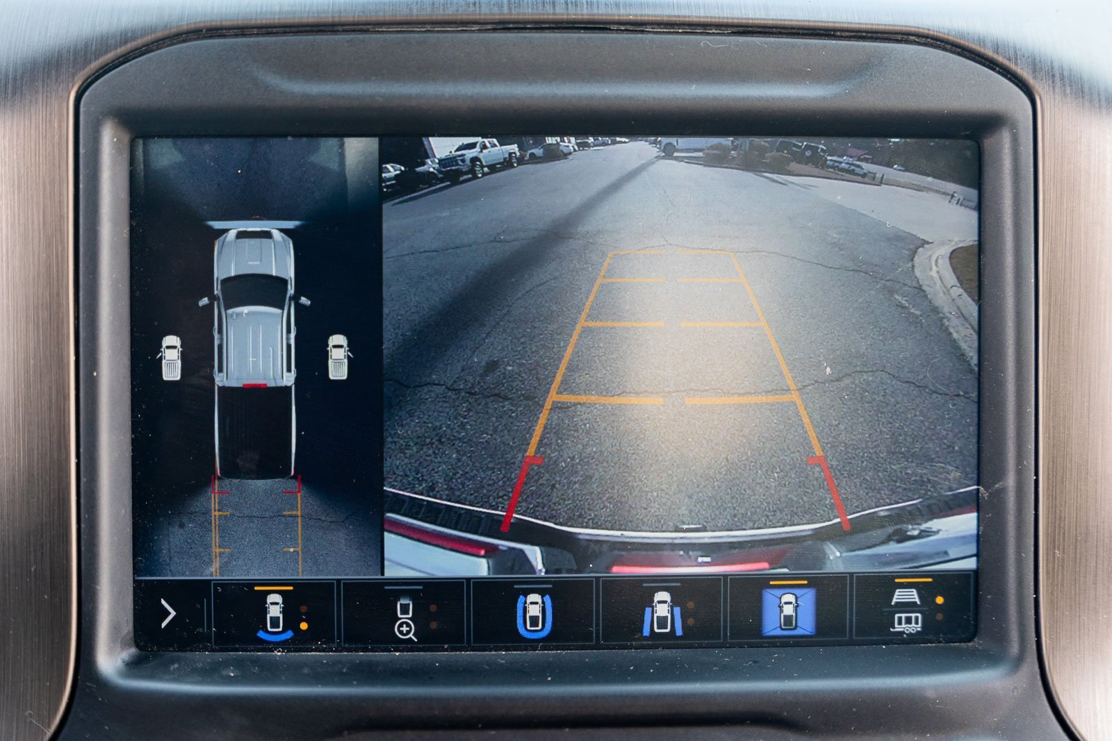 Used 2022 GMC Sierra 2500 AT4 w/ AT4 Preferred Package image 32