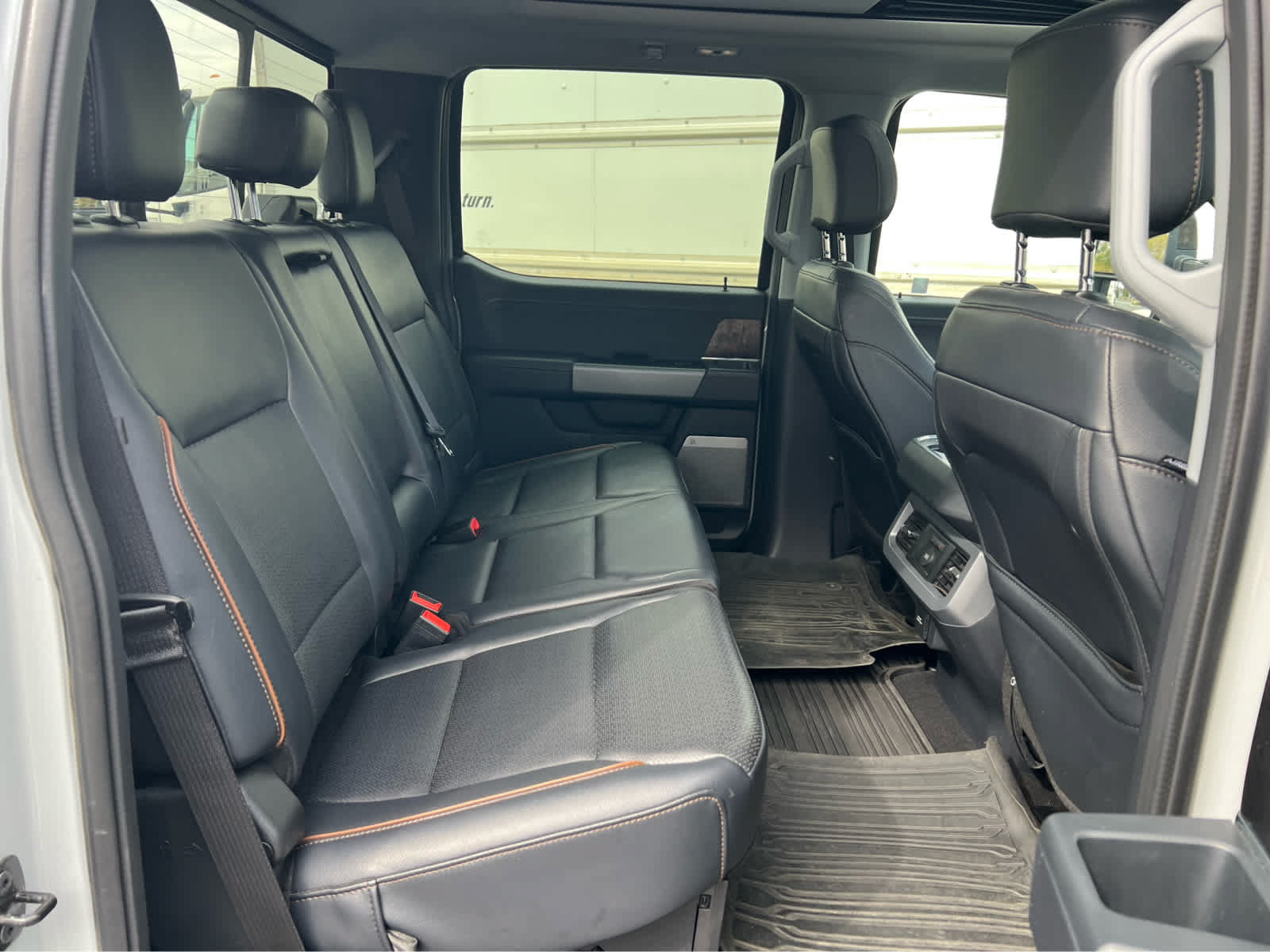 Certified 2026 Ford F350 Lariat w/ Lariat Ultimate Package AWD/4WD image 18