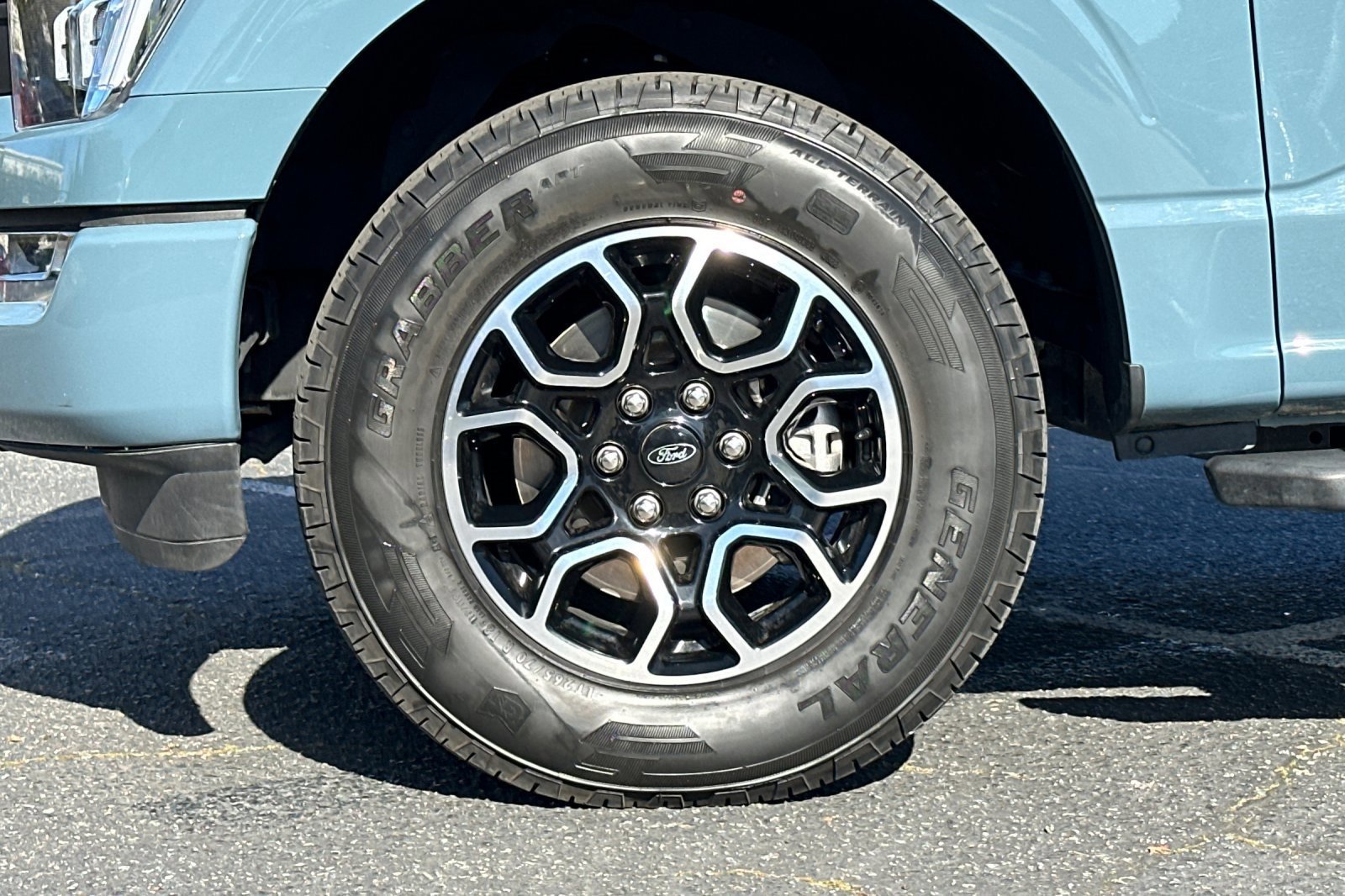 Certified 2023 Ford F150 XLT w/ Equipment Group 302A High image 25