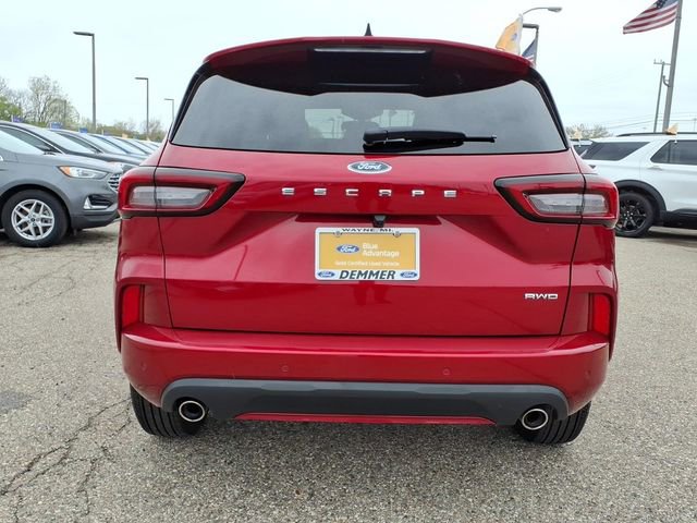 Certified 2024 Ford Escape ST-Line w/ Tech Pack #1 AWD/4WD image 8