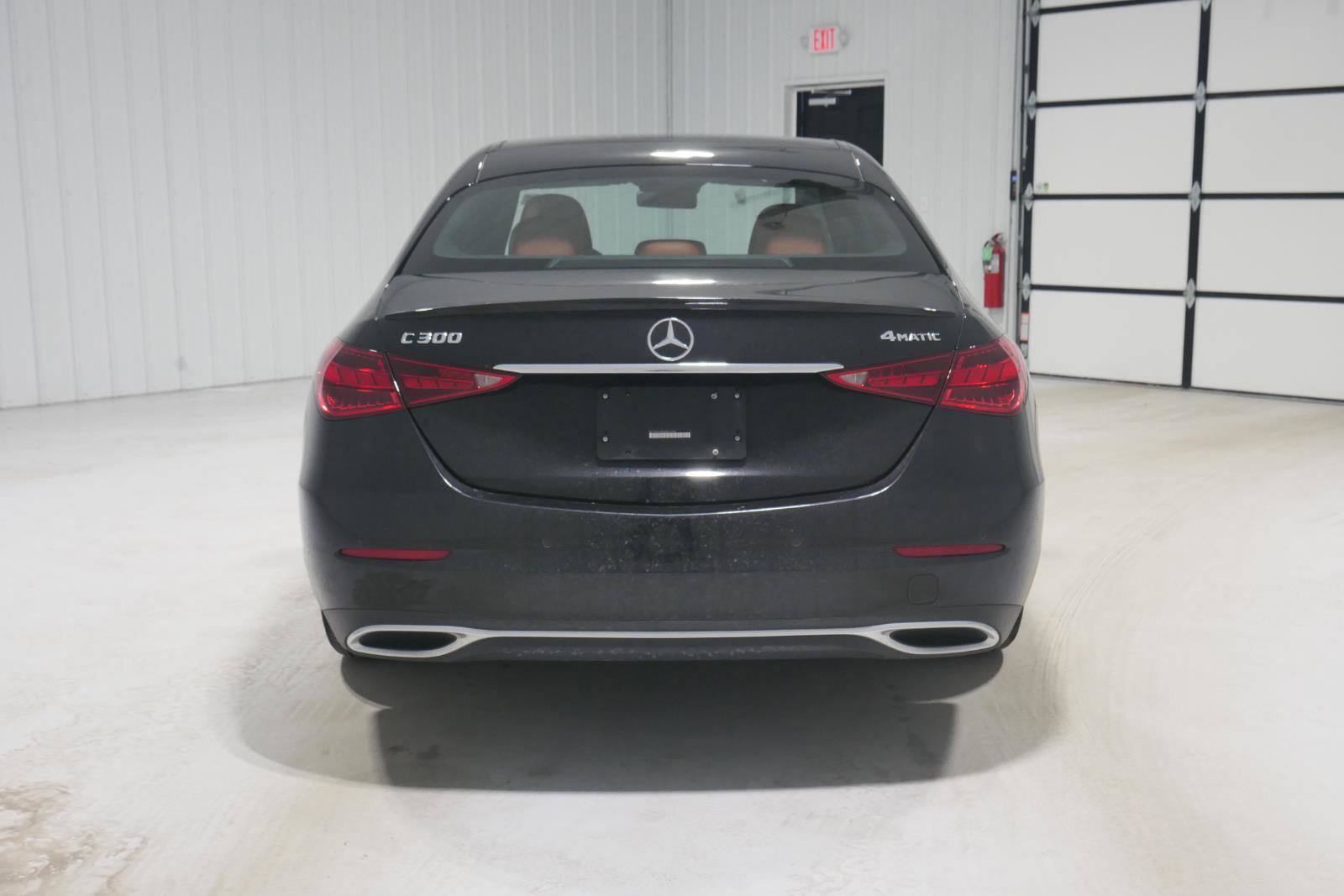 Used 2022 Mercedes-Benz C 300 4MATIC Sedan image 4