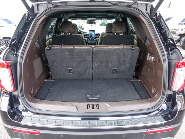 Certified 2021 Ford Explorer King Ranch w/ Premium Technology Package AWD/4WD image 27
