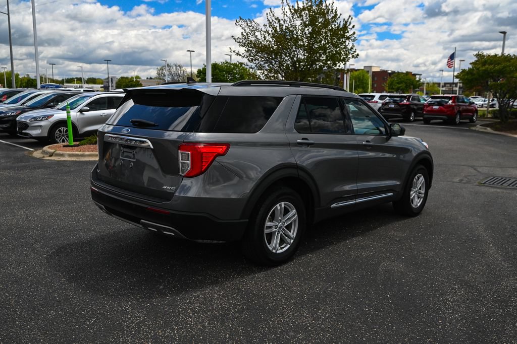 Certified 2024 Ford Explorer XLT w/ Equipment Group 202A AWD/4WD image 5