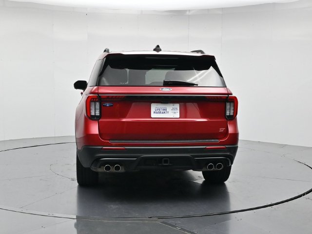 Certified 2025 Ford Explorer ST AWD/4WD image 8