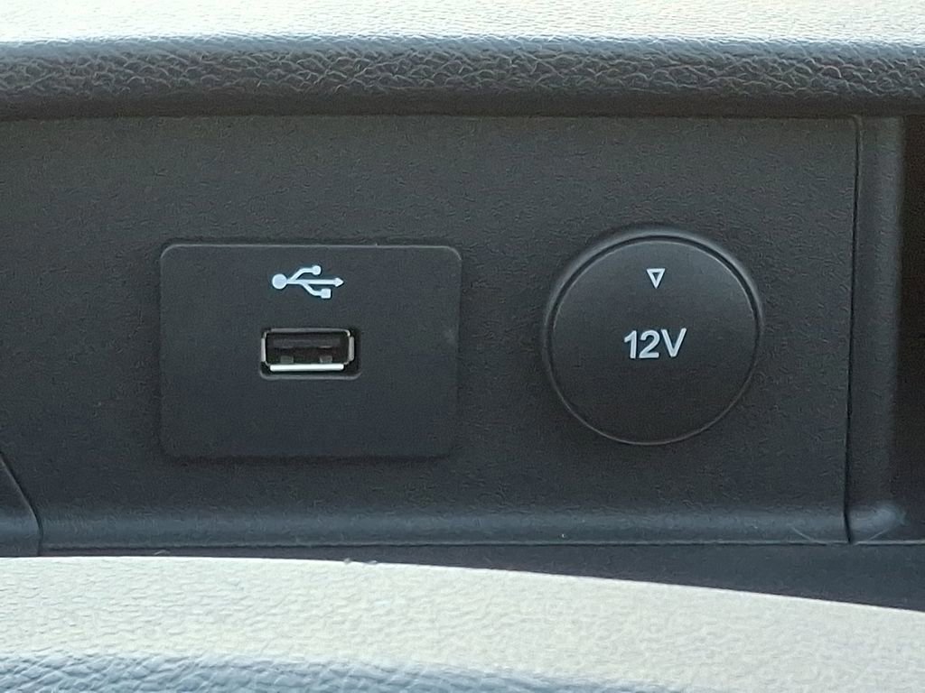 Certified 2025 Ford Transit 250 Base image 26