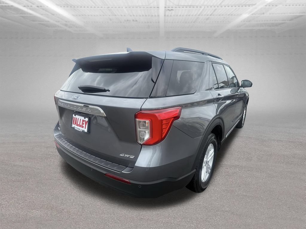 Certified 2024 Ford Explorer XLT AWD/4WD image 4