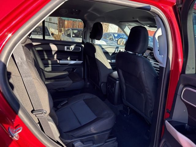 Certified 2022 Ford Explorer XLT w/ Class IV Trailer Tow Package image 12