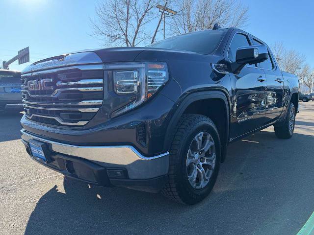 Used 2025 GMC Sierra 1500 SLT image 1