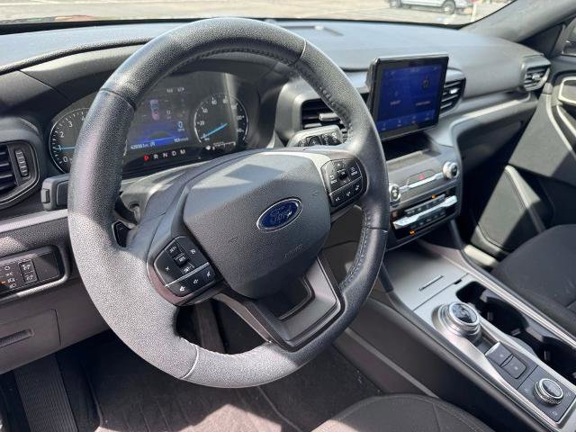 Certified 2020 Ford Explorer XLT AWD/4WD image 9