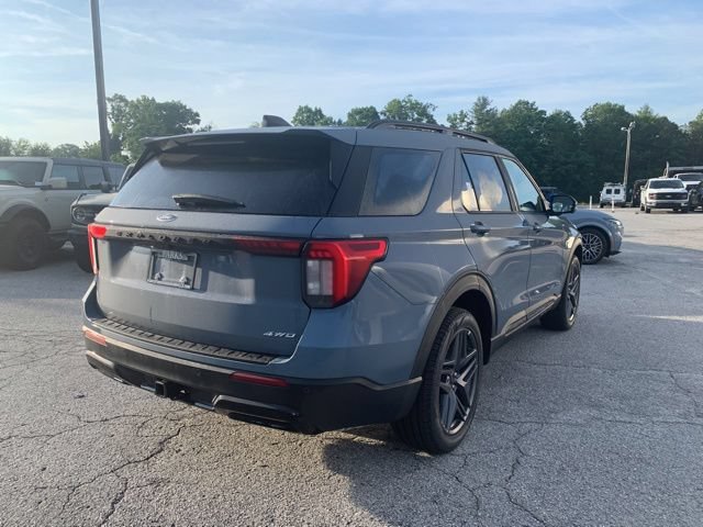 Certified 2026 Ford Explorer ST-Line w/ ST-Line Street Pack AWD/4WD image 9