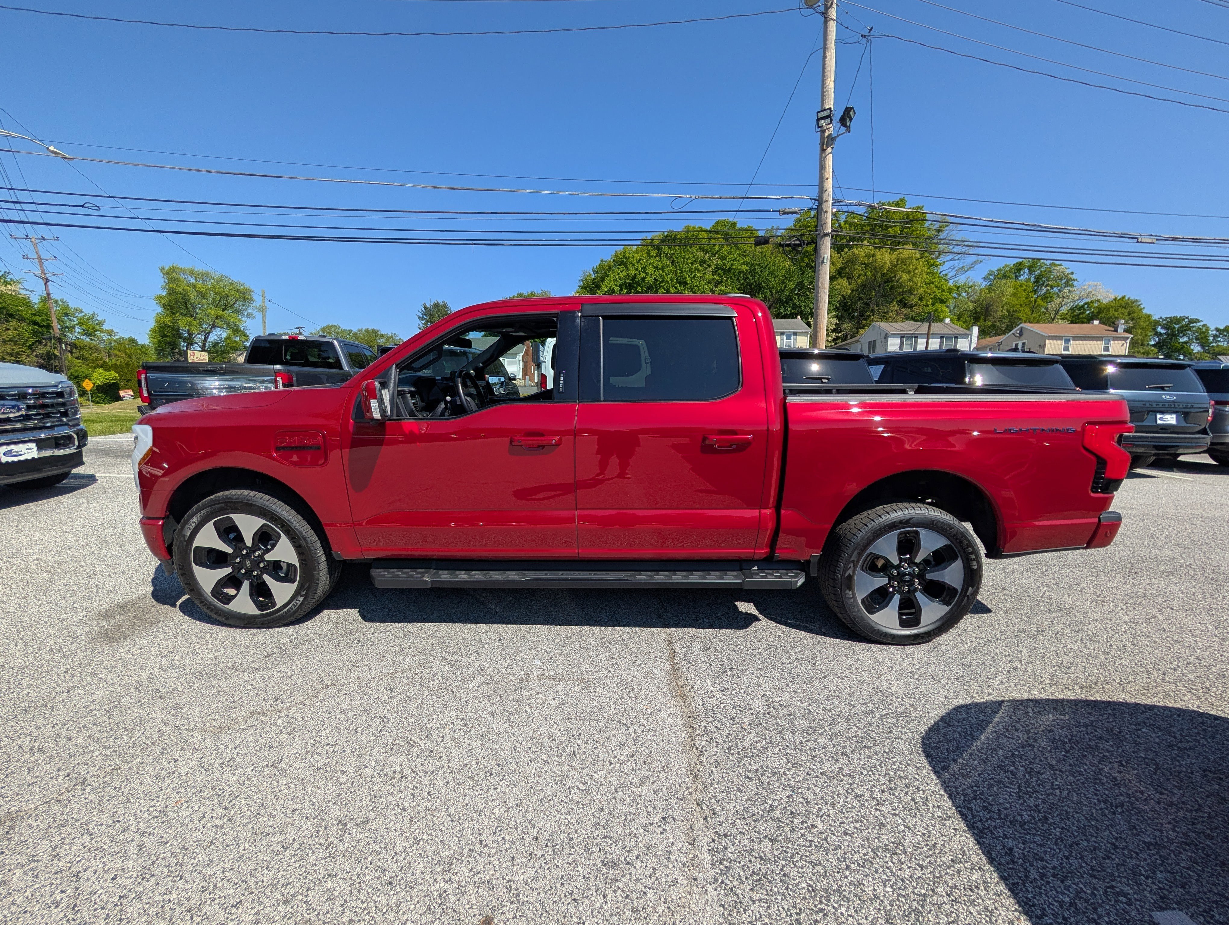 Certified 2022 Ford F150 Lightning Platinum AWD/4WD image 3