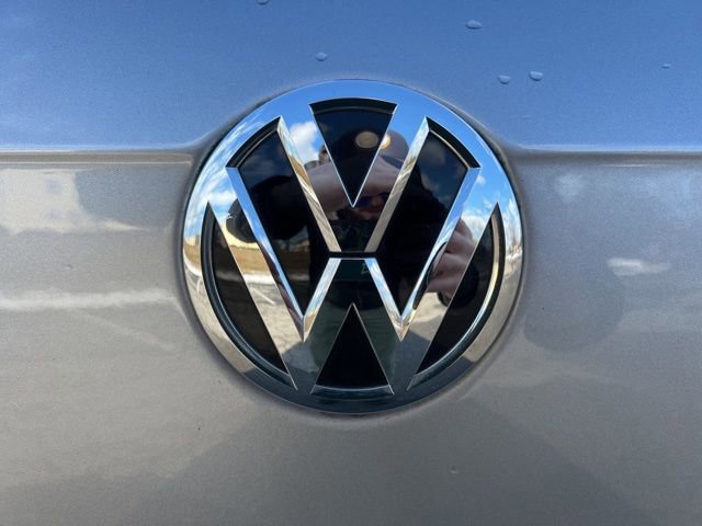 Used 2020 Volkswagen Tiguan SE R-Line image 38