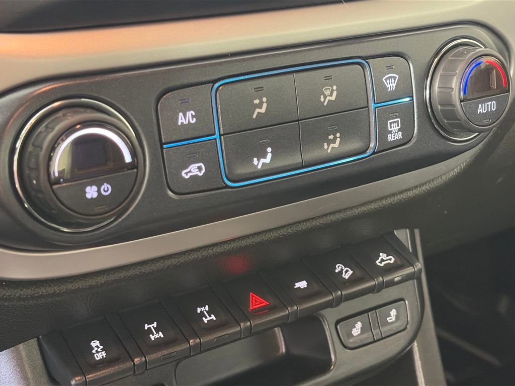 Used 2018 Chevrolet Colorado ZR2 image 21