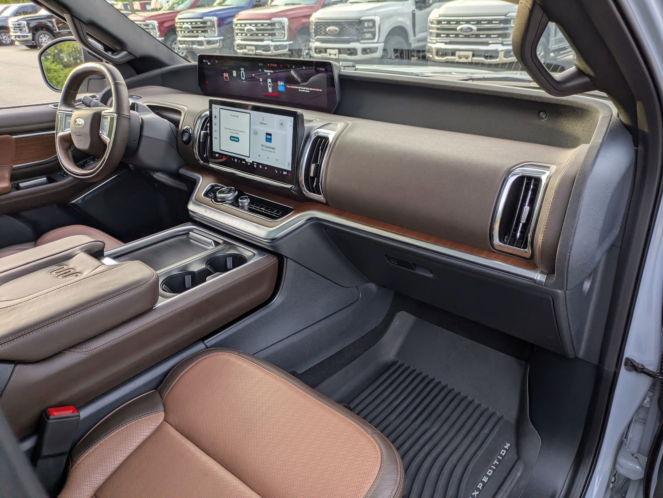 Certified 2025 Ford Expedition King Ranch image 38