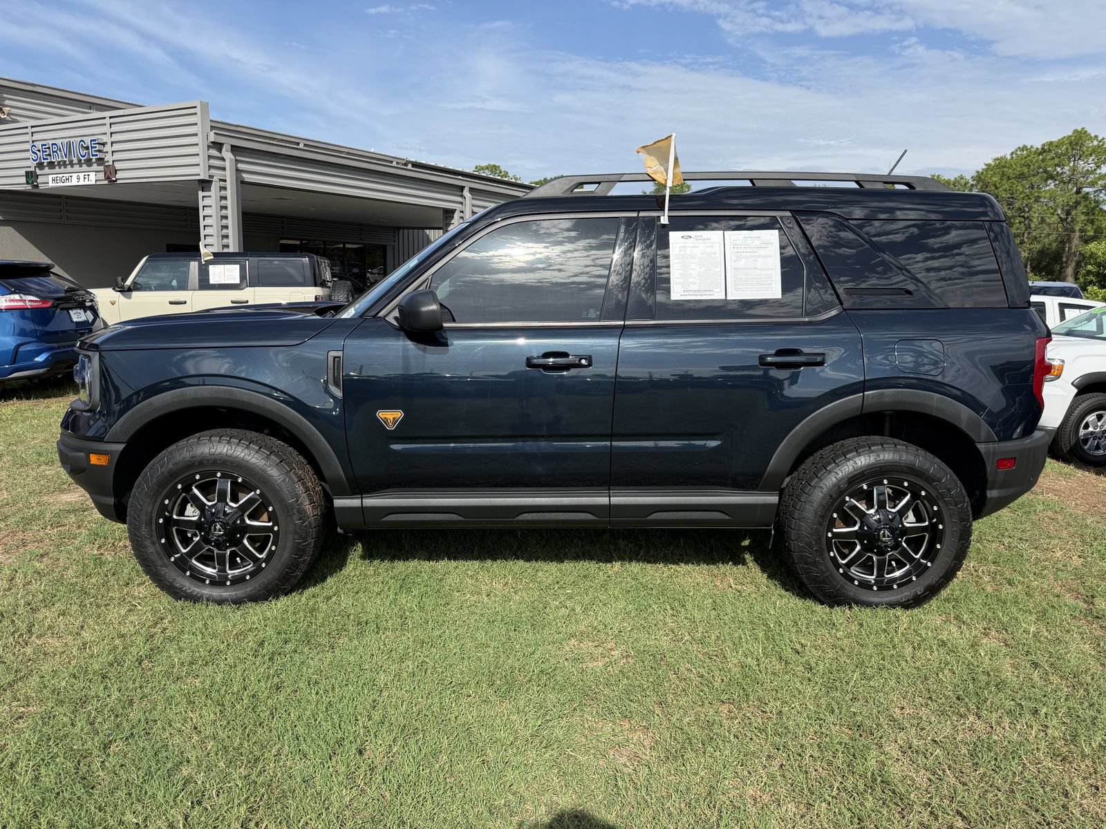 Certified 2023 Ford Bronco Sport Badlands w/ Premium Package AWD/4WD image 8