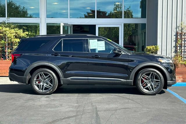 Certified 2025 Ford Explorer ST w/ Sun And Sound Package AWD/4WD image 3
