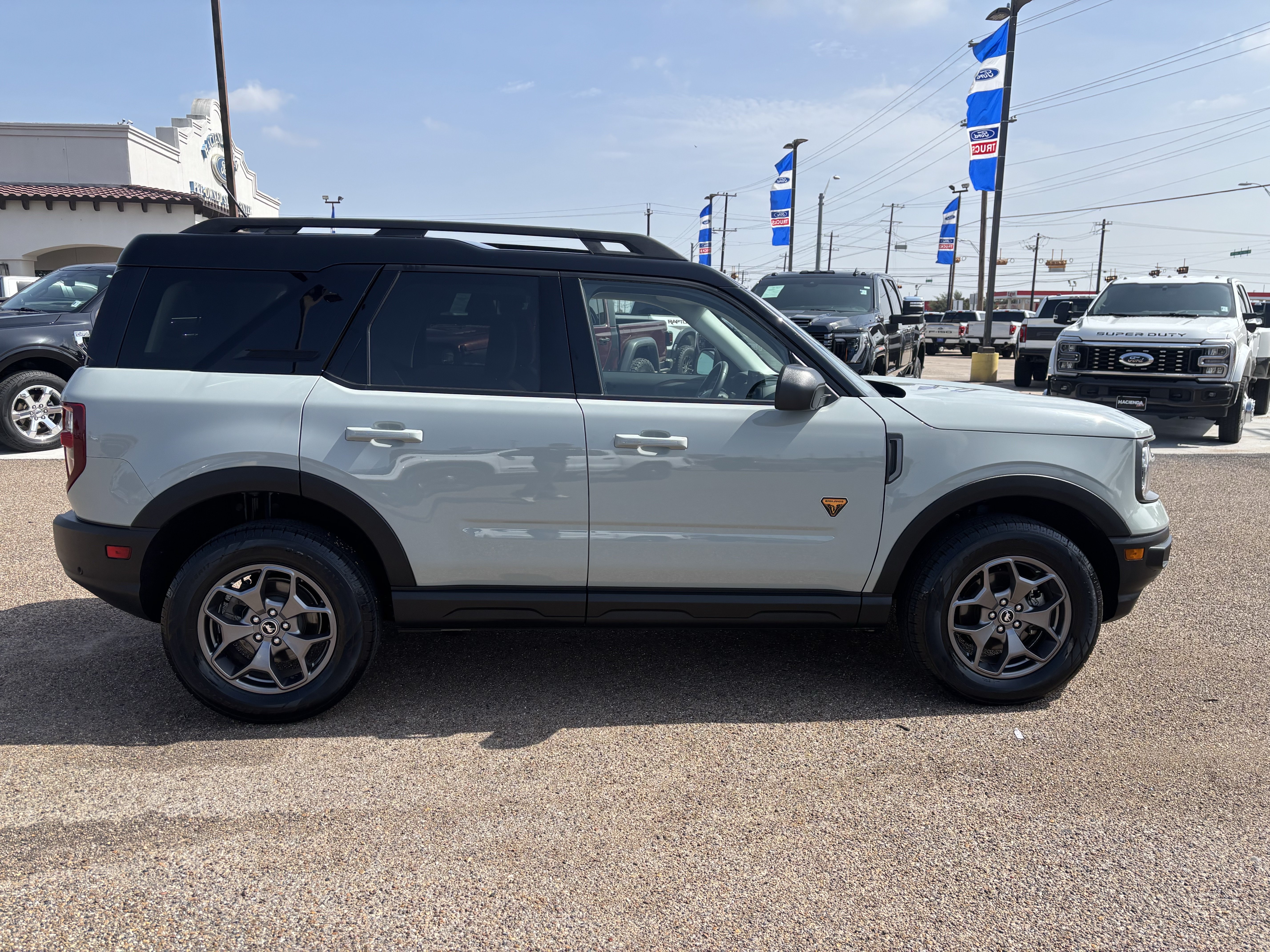 Certified 2023 Ford Bronco Sport Badlands w/ Premium Package AWD/4WD image 4