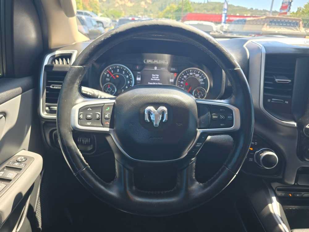 Used 2019 RAM 1500 Big Horn AWD/4WD image 11