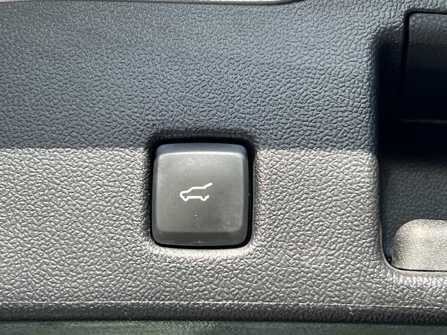 Certified 2023 Ford Escape ST-Line w/ Tech Pack #1 AWD/4WD image 12