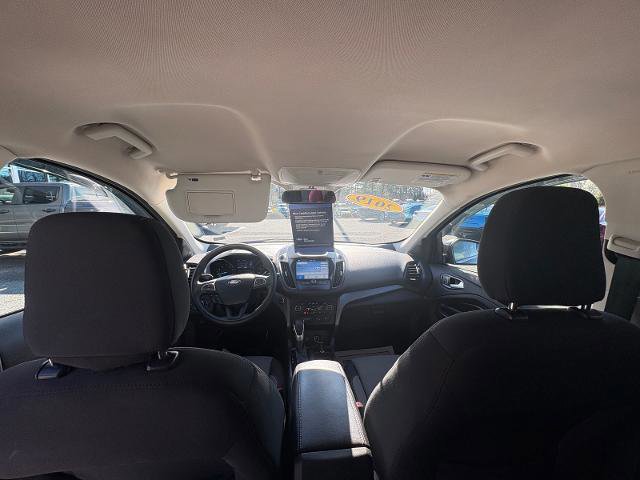Certified 2019 Ford Escape SE image 34