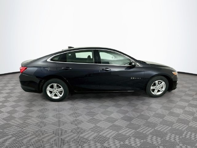 Used 2022 Chevrolet Malibu LS FWD image 12