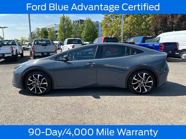 Used 2024 Toyota Prius Prime Premium FWD image 4