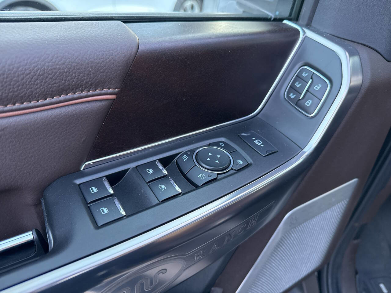 Certified 2024 Ford F350 King Ranch w/ Chrome Package image 36