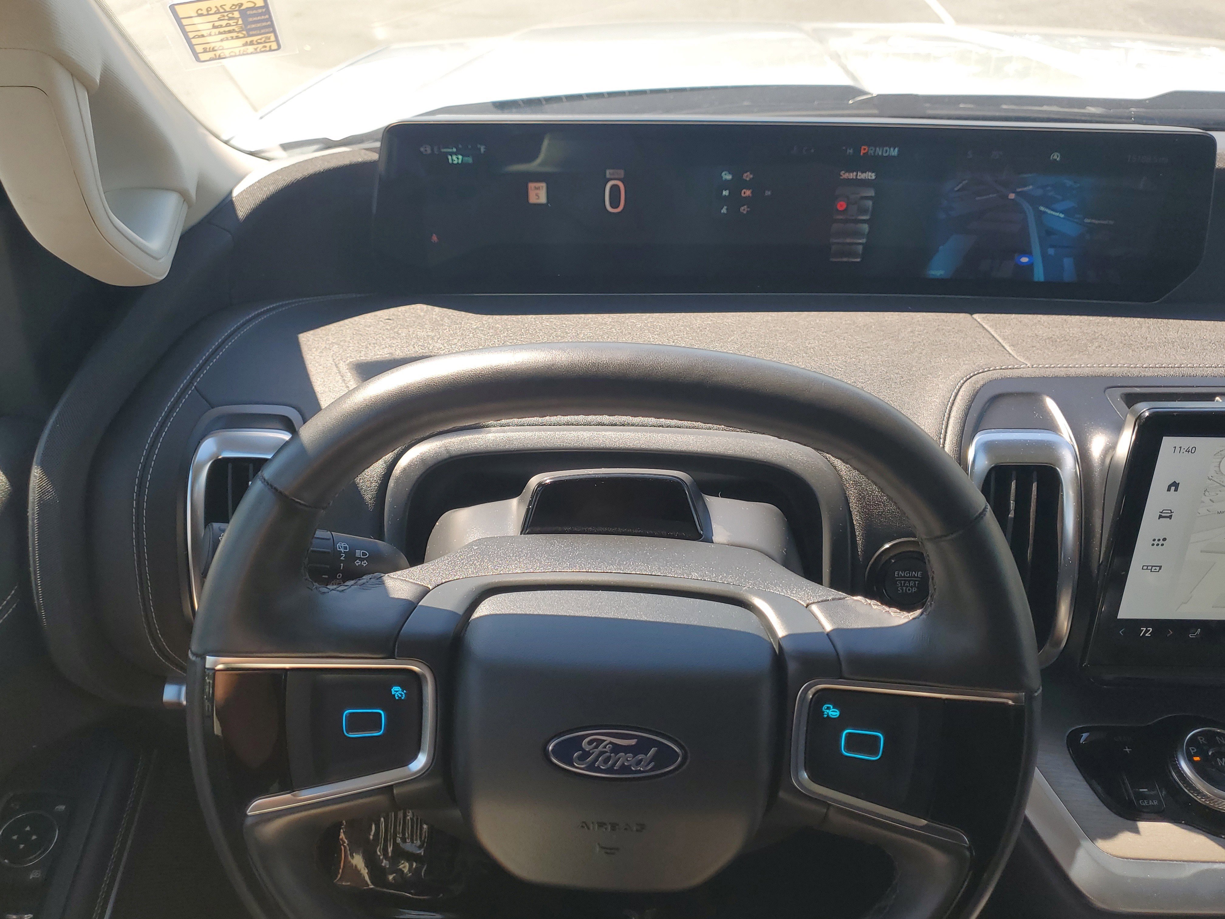 Certified 2025 Ford Expedition Max Platinum image 23