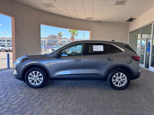 Certified 2024 Ford Escape Active AWD/4WD image 2