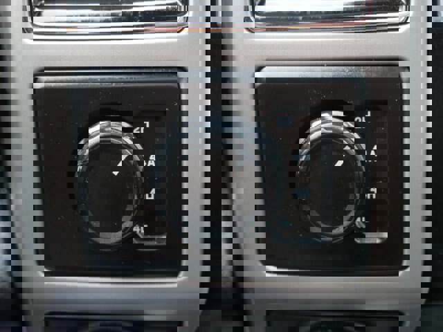 Certified 2018 Ford F150 Lariat w/ Equipment Group 502A Luxury image 23