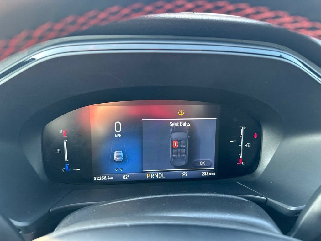 Certified 2025 Ford Escape ST-Line AWD/4WD image 17
