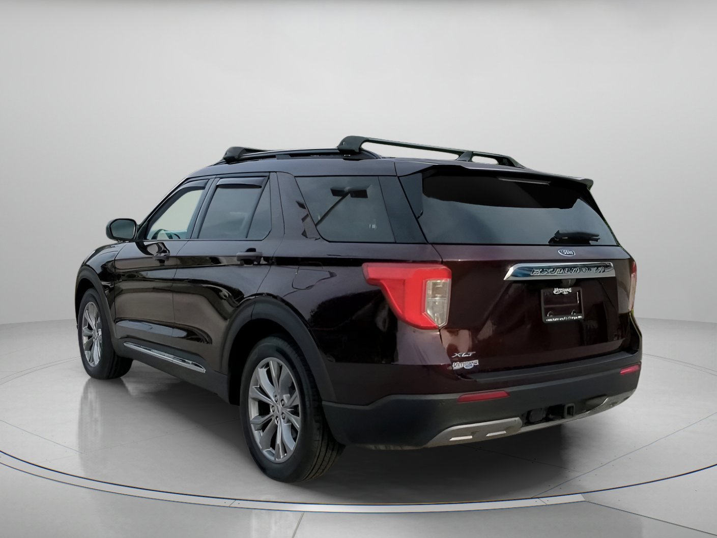 Certified 2022 Ford Explorer XLT w/ Equipment Group 202A RWD image 21
